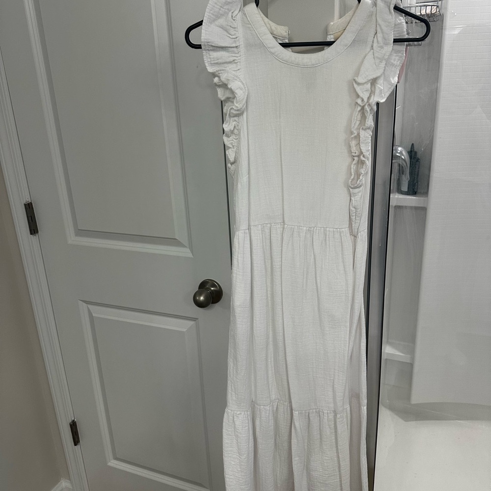 Universal Thread White Maxi Dress